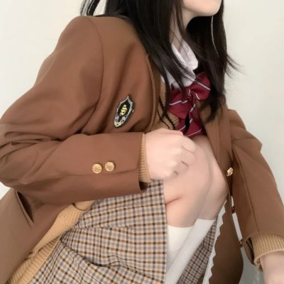 前哨第四季 封面